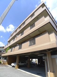 第８池田マンションの物件外観写真